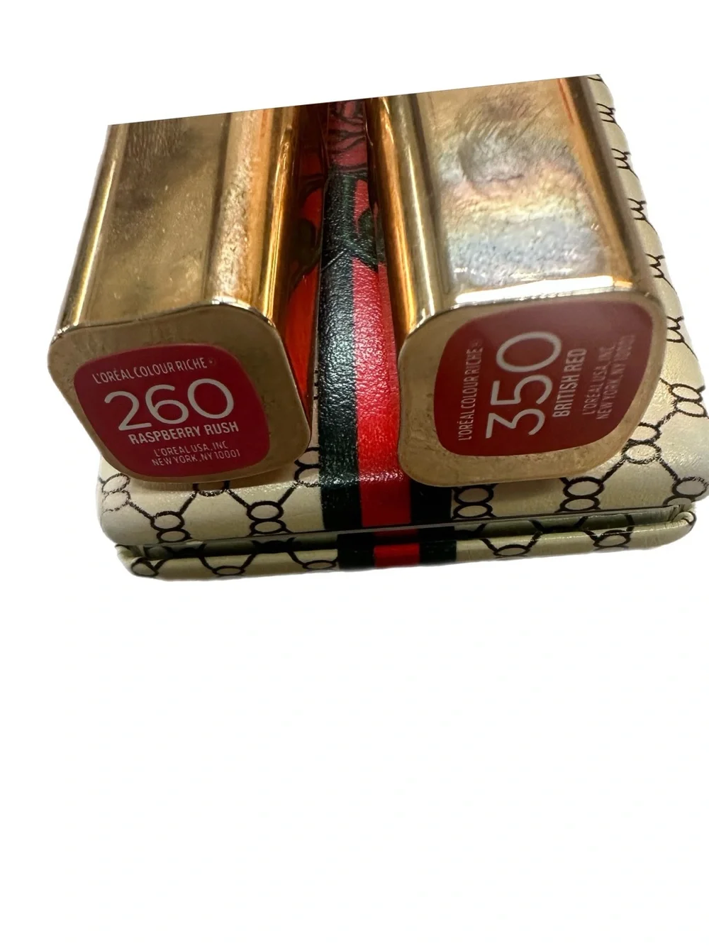 L’Oréal lipsticks two